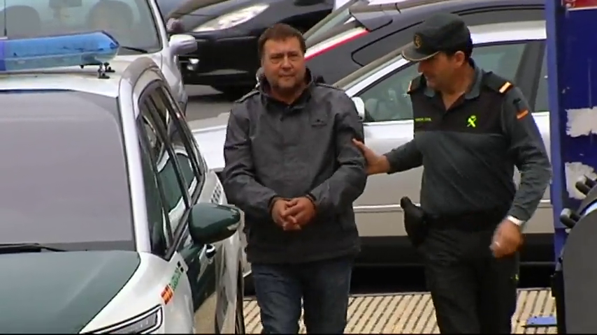 Prisión provisional sin fianza para el detenido por causar un fuego por imprudencia en su finca en Os Blancos Prisión provisional sin fianza para el detenido por causar un fuego por imprudencia en su finca en Os Blancos