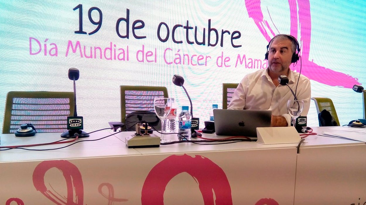 Monólogo de Alsina: "Hay tantas probabilidades de que Puigdemont recule como de que se peine la raya a un lado, ninguna" Monólogo de Alsina: "Hay tantas probabilidades de que Puigdemont recule como de que se peine la raya a un lado, ninguna"