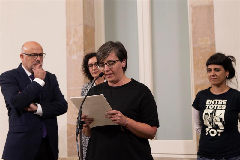 La CUP abre una "caja solidaria" para recaudar donaciones y pagar la defensa de Anna Gabriel y Mireia Boya La CUP abre una "caja solidaria" para recaudar donaciones y pagar la defensa de Anna Gabriel y Mireia Boya