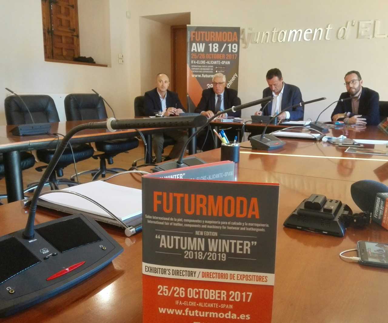El sector de los componentes para el calzado espera este año la Futurmoda más internacional El sector de los componentes para el calzado espera este año la Futurmoda más internacional