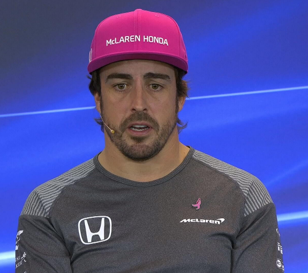 Alonso, tras su renovación: "Han sido tres años difíciles, es el momento de devolver a McLaren a donde debe estar" Alonso, tras su renovación: "Han sido tres años difíciles, es el momento de devolver a McLaren a donde debe estar"