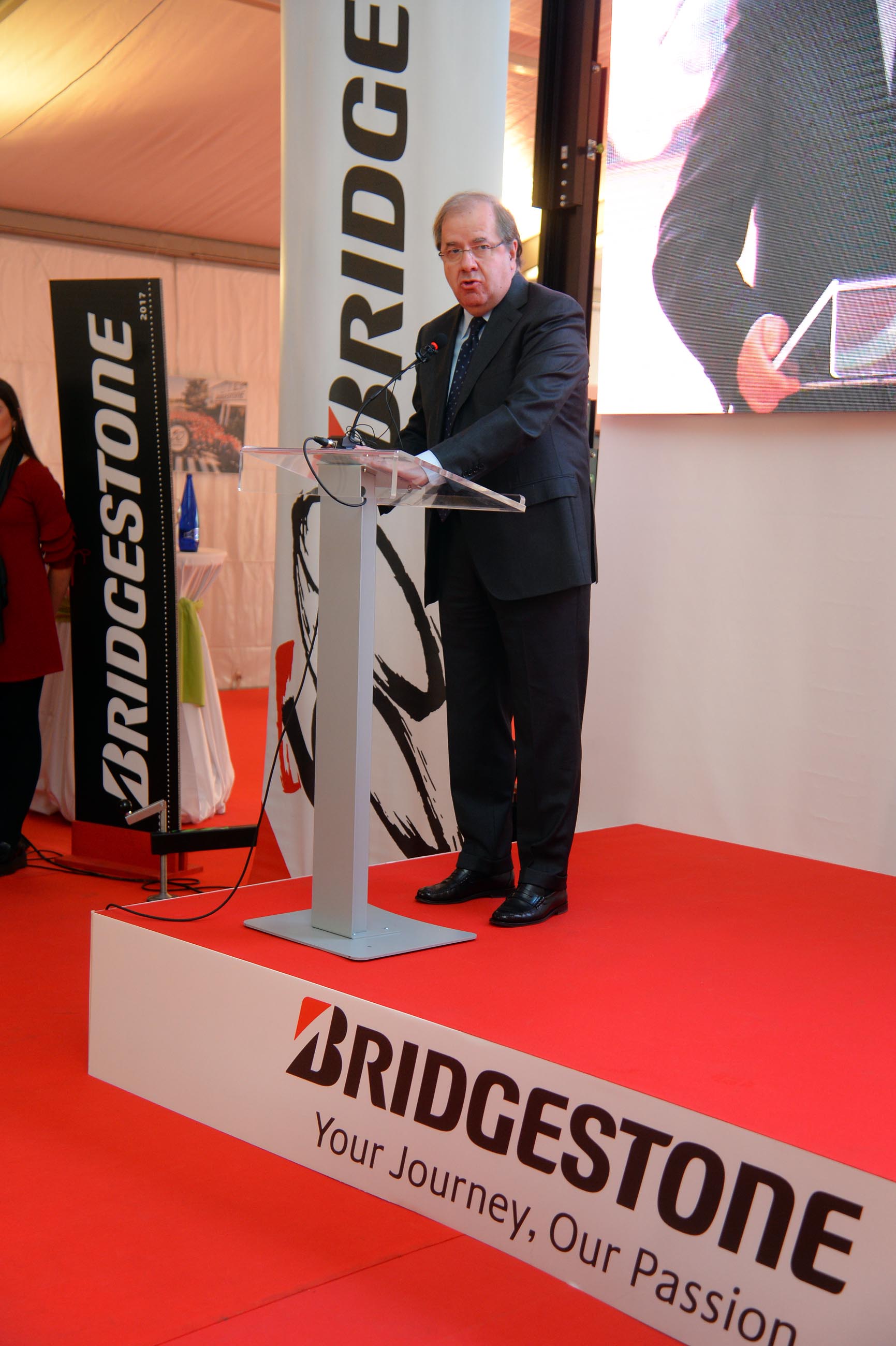 Herrera aboga por la estabilidad empresarial ante la situación en Cataluña Herrera aboga por la estabilidad empresarial ante la situación en Cataluña