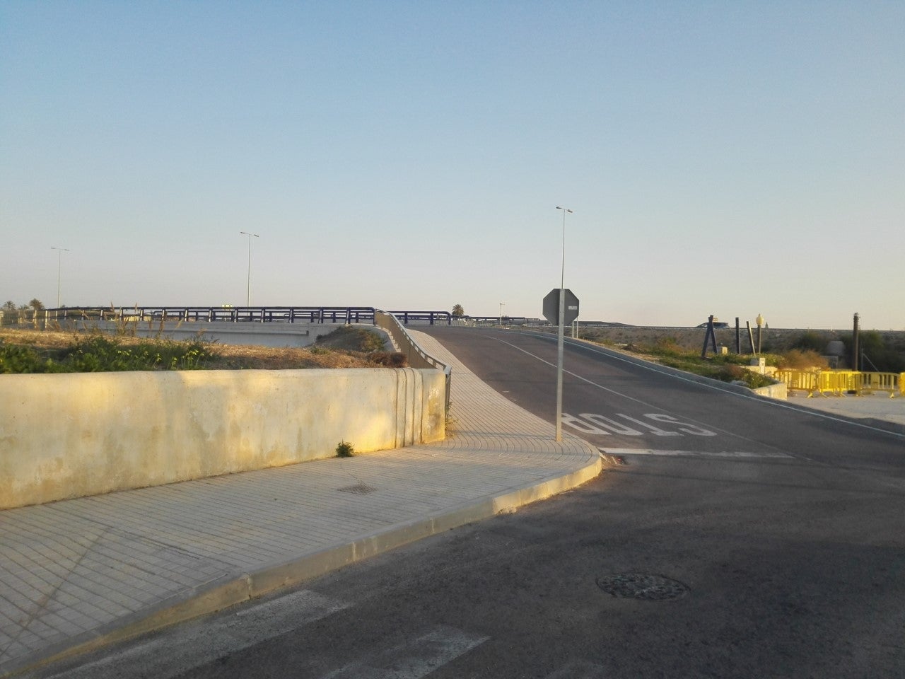 El tripartito saca adelante cargar a los propietarios del sector E-5 el pago de parte del puente que une ese sector con el E-26 El tripartito saca adelante cargar a los propietarios del sector E-5 el pago de parte del puente que une ese sector con el E-26