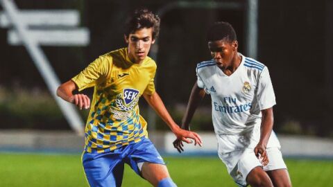Jorge Gonz&aacute;lez, jugando contra el Real Madrid