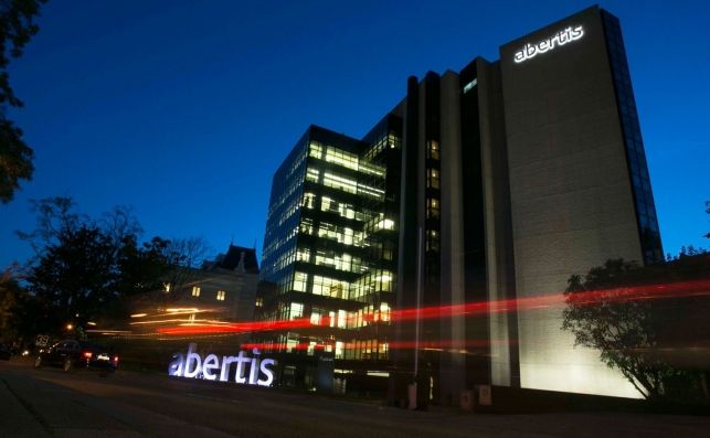 La CNMV mantiene su decisión de autorizar la opa de Atlantia sobre Abertis La CNMV mantiene su decisión de autorizar la opa de Atlantia sobre Abertis