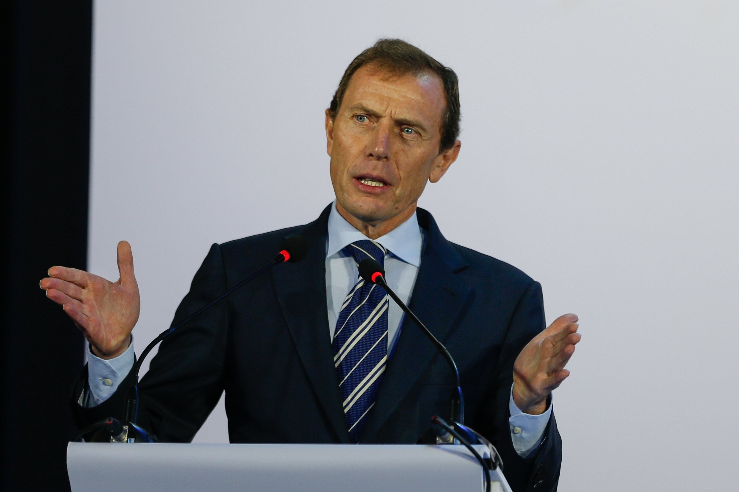 Butragueño no ratifica a Lopetegui: "Hay que tener tranquilidad" Butragueño no ratifica a Lopetegui: "Hay que tener tranquilidad"