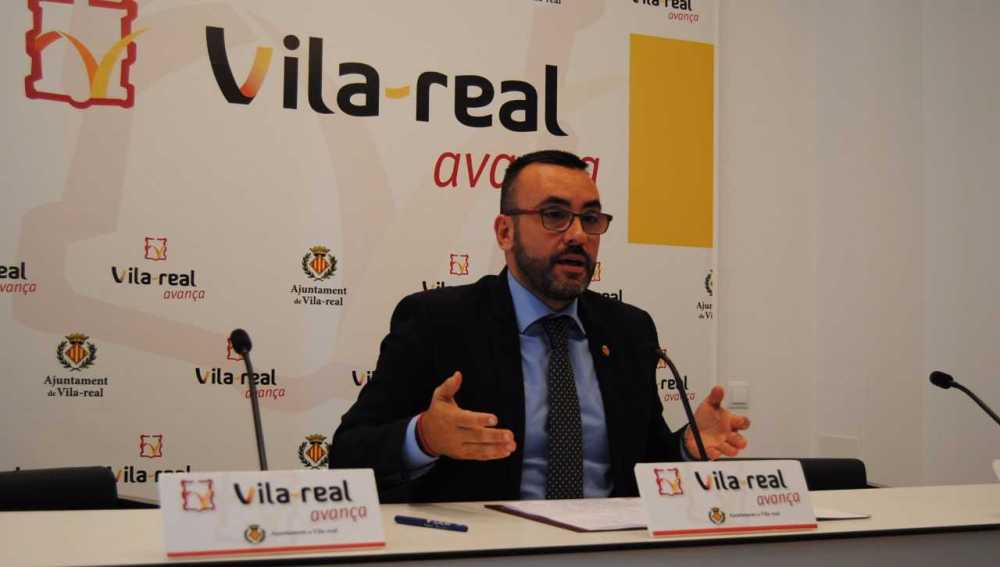 L'alcalde de Vila-real, José Benlloch, valora els presupostos de la conselleria. 
