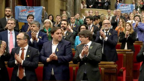El Parlament tras votar a favor de la independencia unilateral
