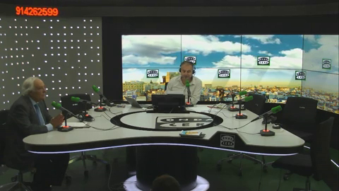 Monólogo de Alsina: "El náufrago Puigdemont se puso a negociar el tamaño del flotador queles están ofreciendo" Monólogo de Alsina: "El náufrago Puigdemont se puso a negociar el tamaño del flotador queles están ofreciendo"