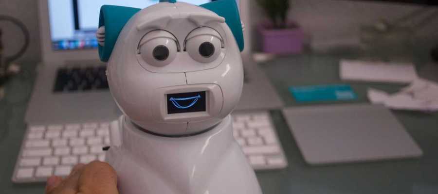 El robot premiado se llama Aisoy1 KiK El robot premiado se llama Aisoy1 KiK