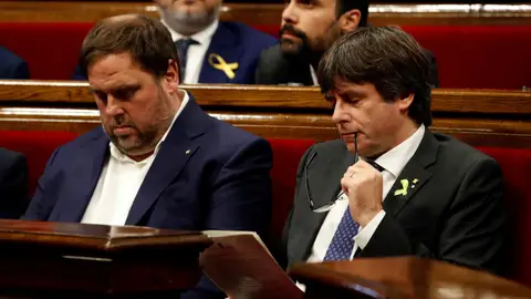Carles Puigdemont y Oriol Junqueras en una imagen de archivo Carles Puigdemont y Oriol Junqueras en una imagen de archivo