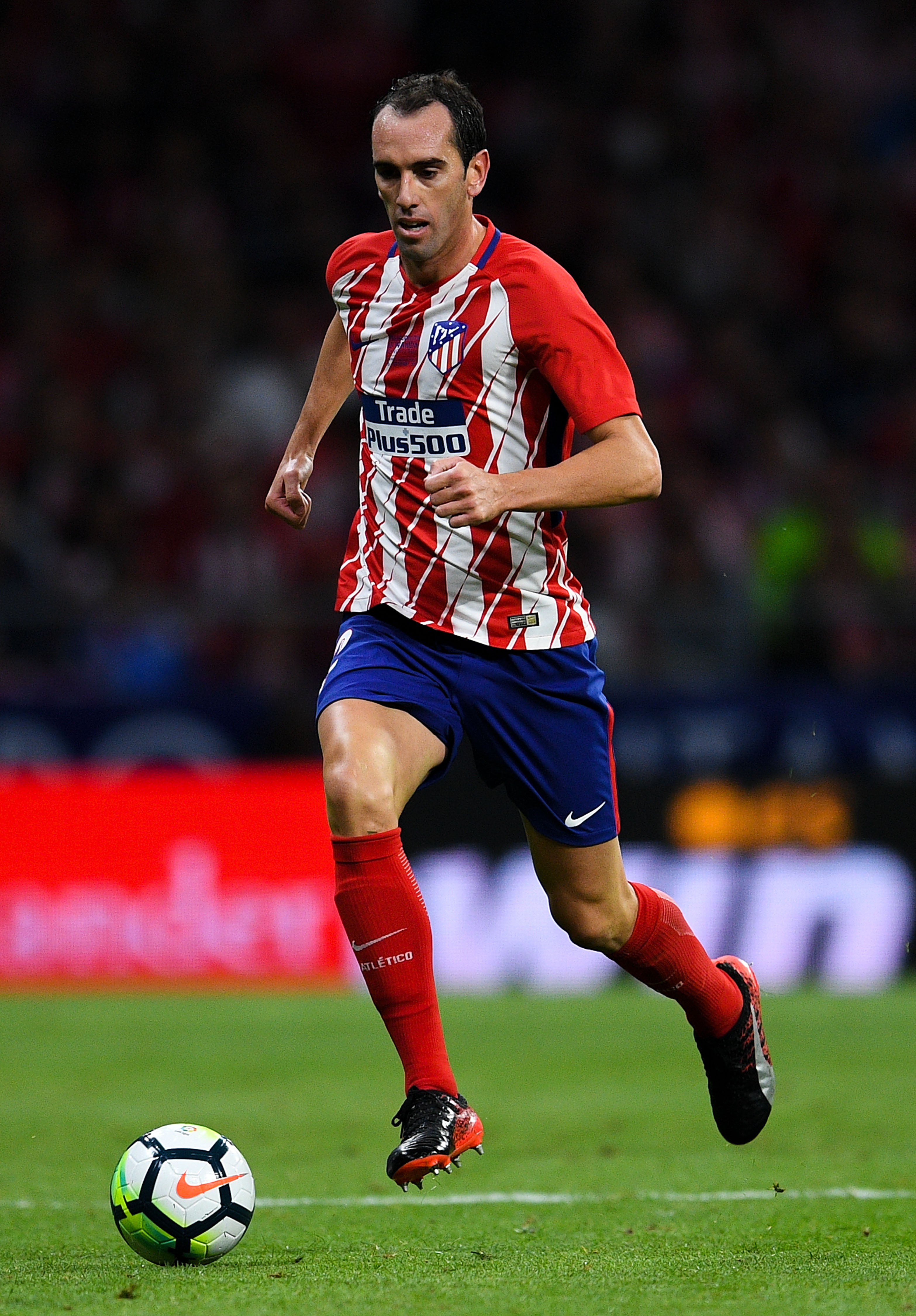 Godín se convierte en el extranjero con más partidos en la historia del Atlético de Madrid Godín se convierte en el extranjero con más partidos en la historia del Atlético de Madrid