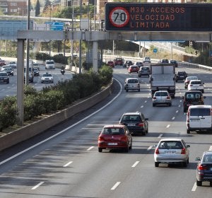 Imagen de vehículos circulando por la M30 Imagen de vehículos circulando por la M30
