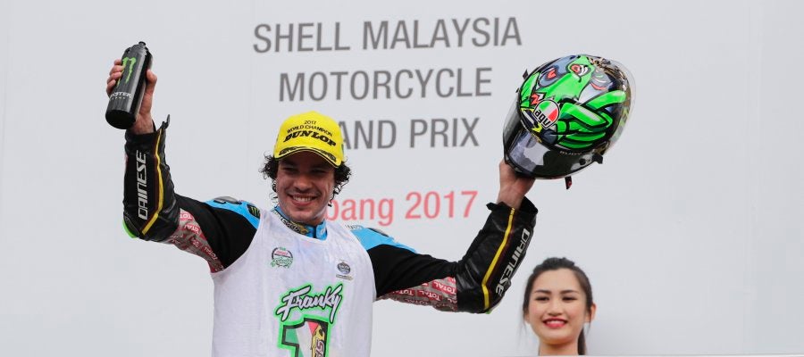 Franco Morbidelli celebra su título en Malasia Franco Morbidelli celebra su título en Malasia