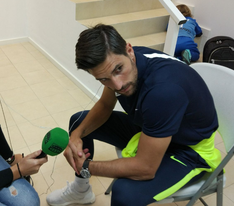 Adrián: "Los compañeros hacen que sea más sencillo estar en un equipo en el que el entrenador sea tu padre" Adrián: "Los compañeros hacen que sea más sencillo estar en un equipo en el que el entrenador sea tu padre"