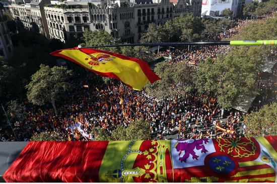 Sociedad Civil Catalana cifra en más de un millón los asistentes a la manifestación en Barcelona Sociedad Civil Catalana cifra en más de un millón los asistentes a la manifestación en Barcelona