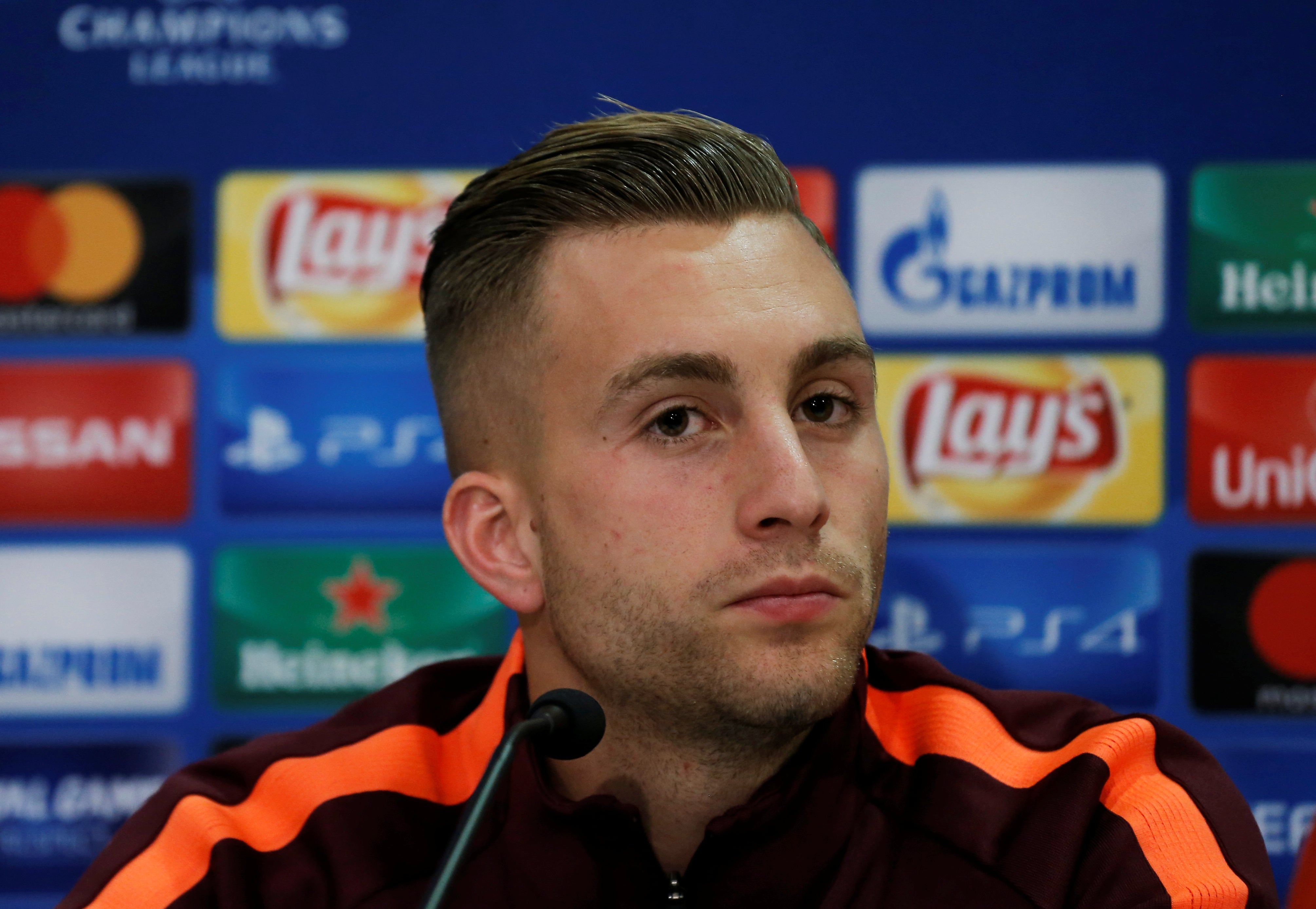 Gerard Deulofeu: "Trabajo para tener más oportunidades y estoy en el buen camino" Gerard Deulofeu: "Trabajo para tener más oportunidades y estoy en el buen camino"