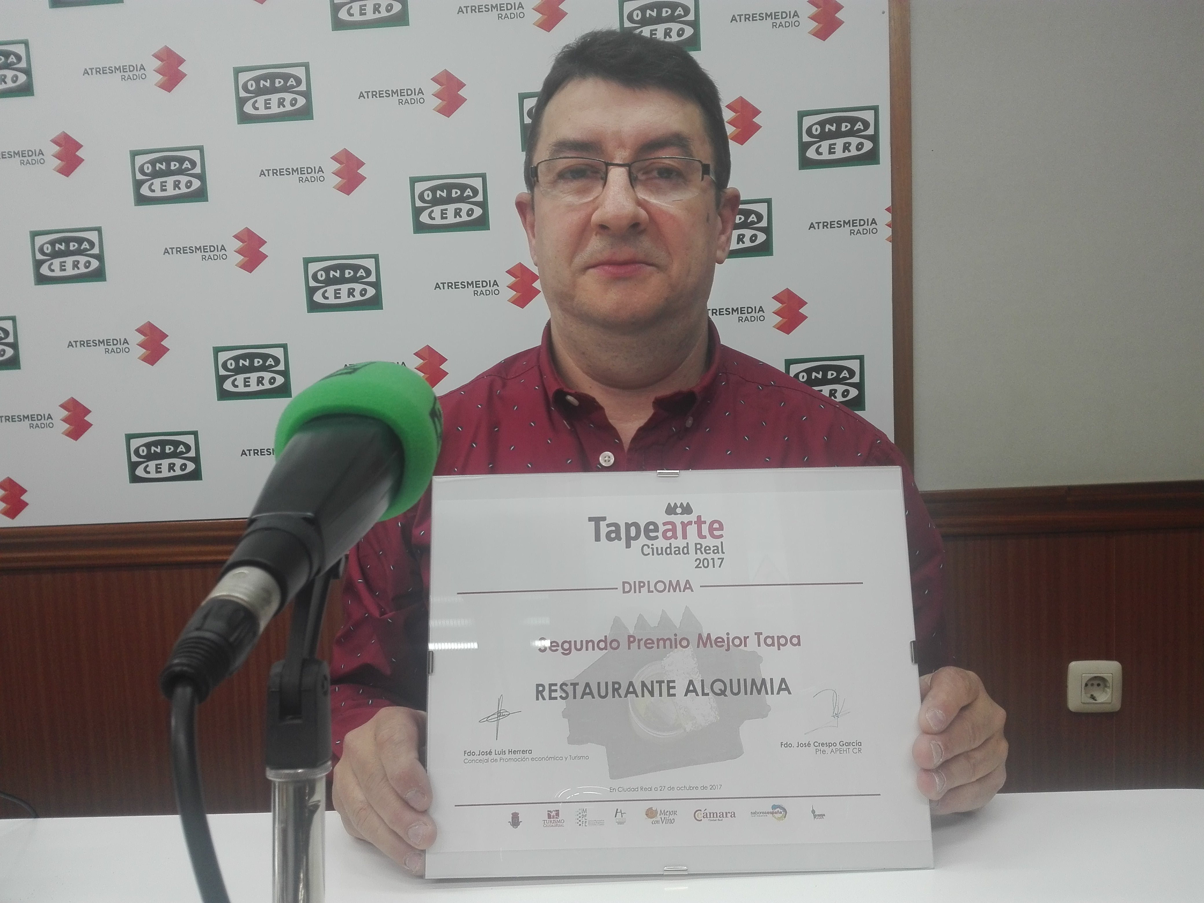 El Restaurante Esencia de Alquimia recibe premios en TAPEARTE. El Restaurante Esencia de Alquimia recibe premios en TAPEARTE.