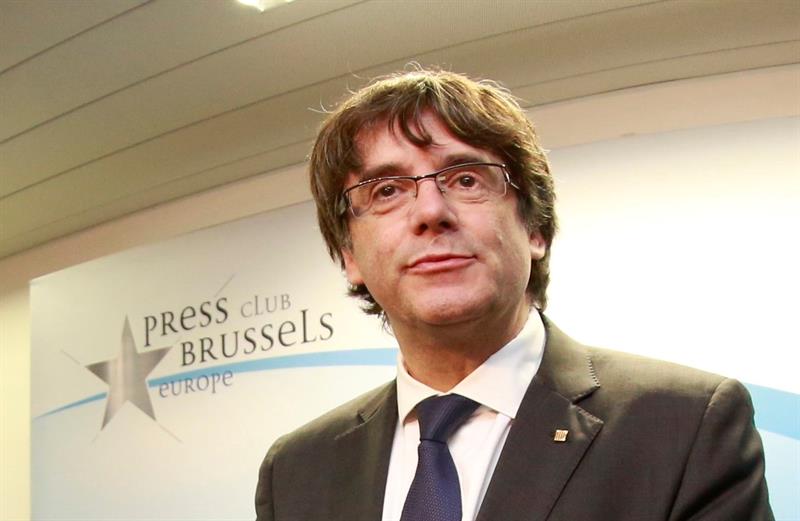 Las preguntas de Amón: "¿El próximo tebeo de Ibáñez va a titularse Mortadelo y Puigdemont?" Las preguntas de Amón: "¿El próximo tebeo de Ibáñez va a titularse Mortadelo y Puigdemont?"
