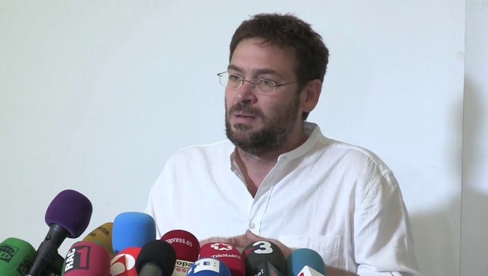 Fachin acusa a Iglesias de actuar como Rajoy con el 155 al intervenir la marca Podemos en Cataluña Fachin acusa a Iglesias de actuar como Rajoy con el 155 al intervenir la marca Podemos en Cataluña