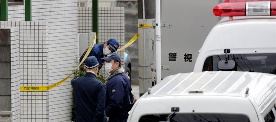 Investigadores policiales y policía forense japoneses Investigadores policiales y policía forense japoneses