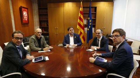 Reuni&oacute;n entre Junqueras y otros miembros cesados del Govern