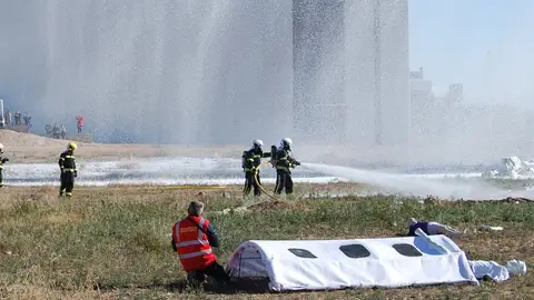 Simulacro de accidente aéreo en Elche Simulacro de accidente aéreo en Elche