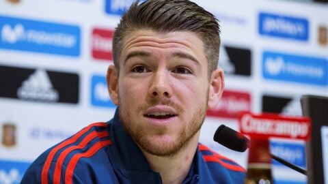 Alberto Moreno, en una rueda de prensa