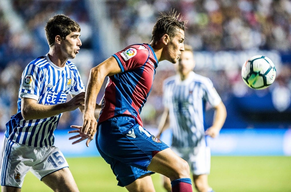 Álex Alegría se pierde el resto de la temporada tras romperse el ligamento cruzado Álex Alegría se pierde el resto de la temporada tras romperse el ligamento cruzado