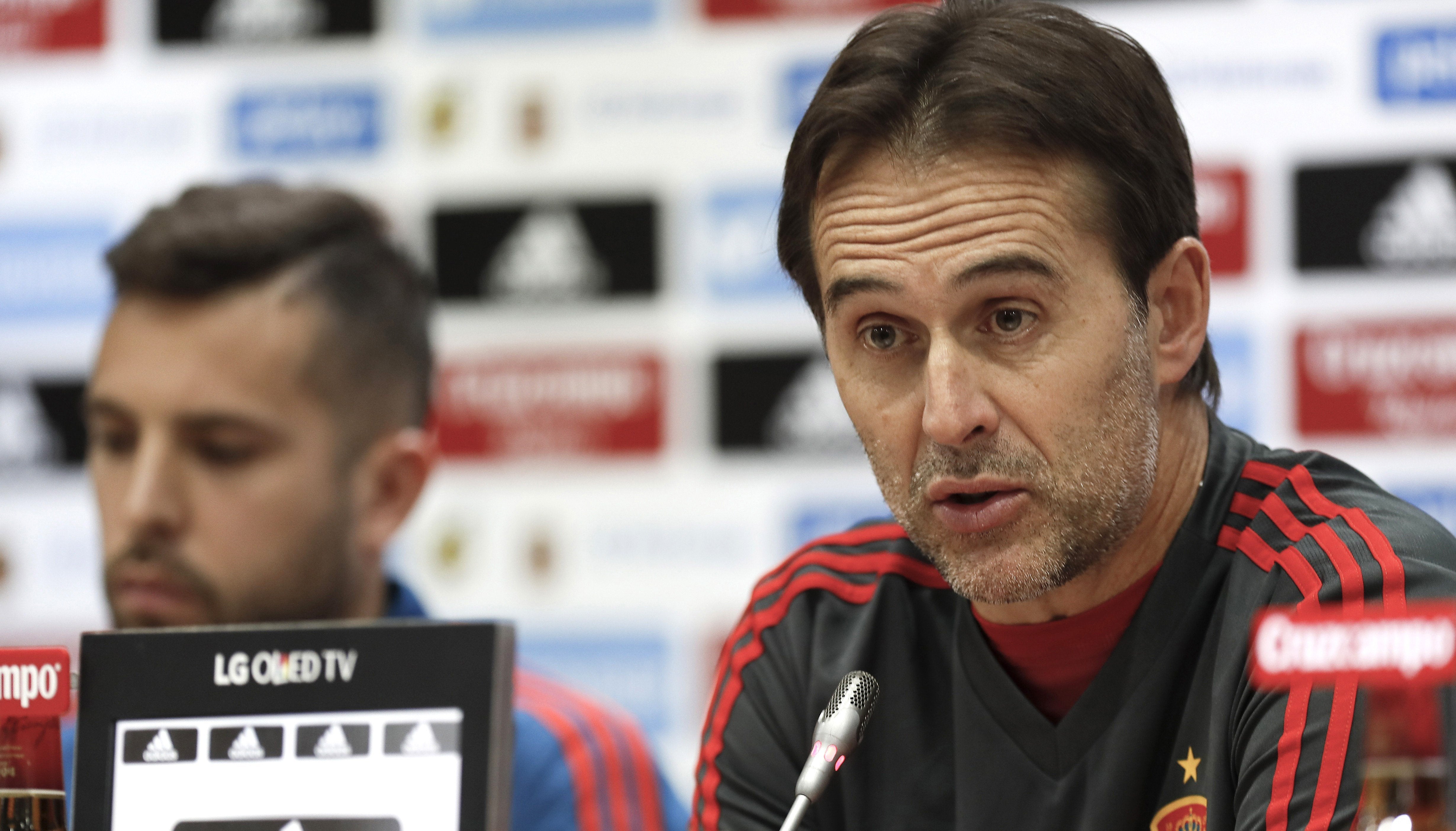 Lopetegui: "Esté o no esté Isco, seremos un buen equipo" Lopetegui: "Esté o no esté Isco, seremos un buen equipo"