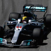 Lewis Hamilton rueda en el GP de Brasil