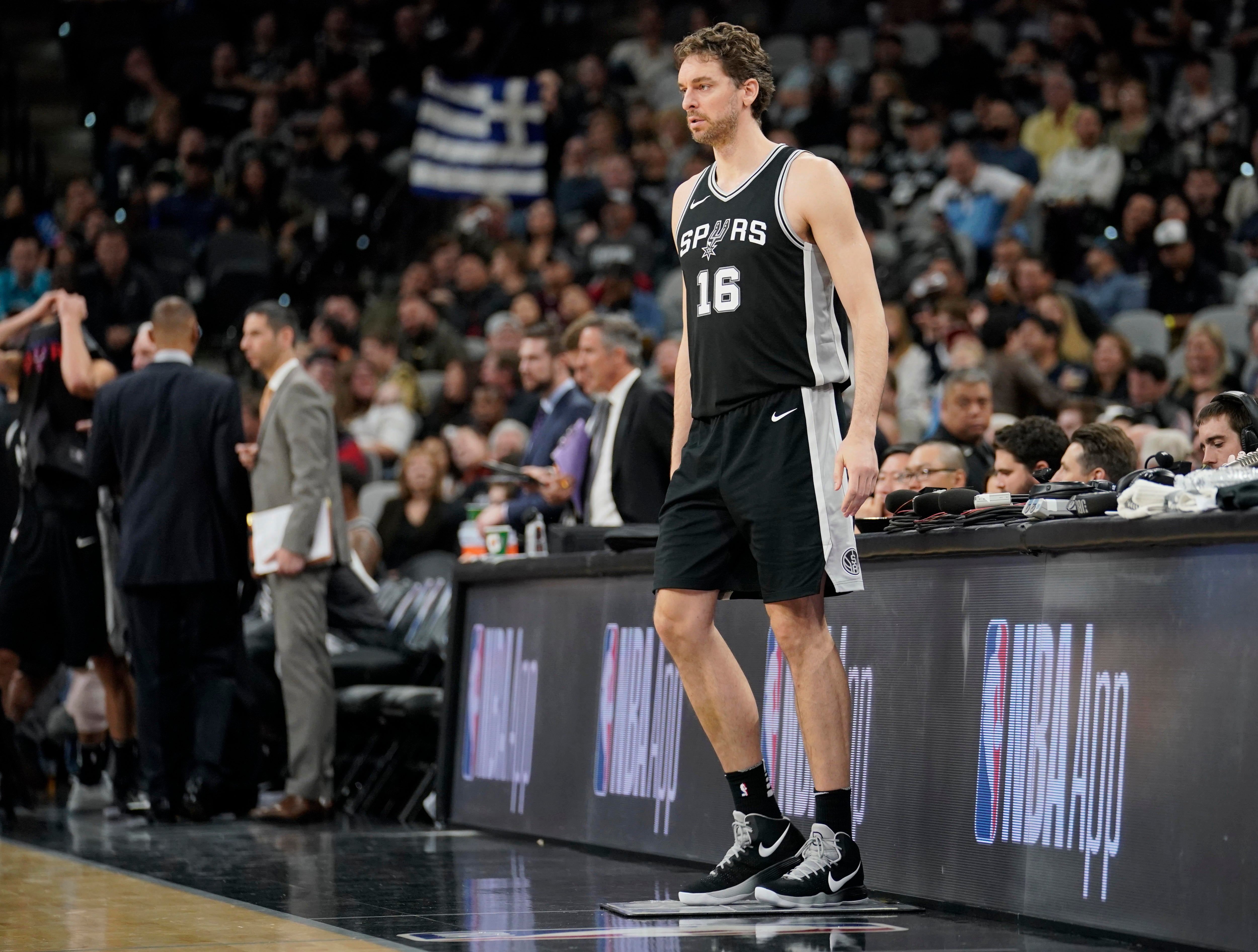 Pau Gasol e Ibaka brillan en las victorias de Spurs y Raptors; derrotas de Marc y Calderón Pau Gasol e Ibaka brillan en las victorias de Spurs y Raptors; derrotas de Marc y Calderón