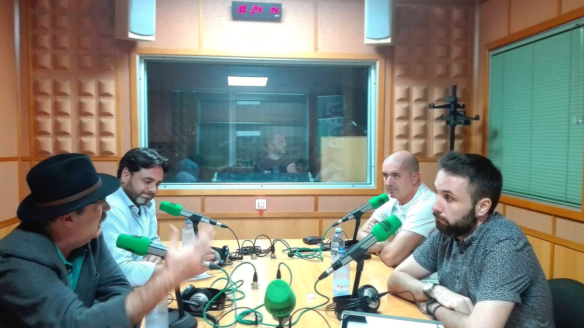 Aquí En La Onda Canarias Viernes 10/11/2017 Aquí En La Onda Canarias Viernes 10/11/2017