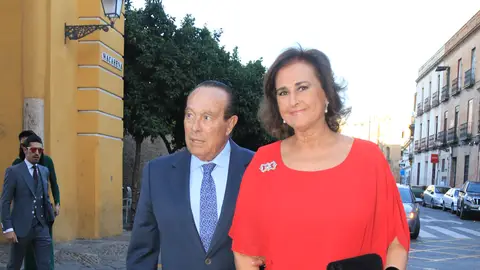 Carmen Tello y Curro Romero Boda Yeyes Dols