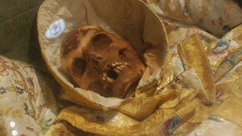 La Catedral Magistral expone los restos del franciscano