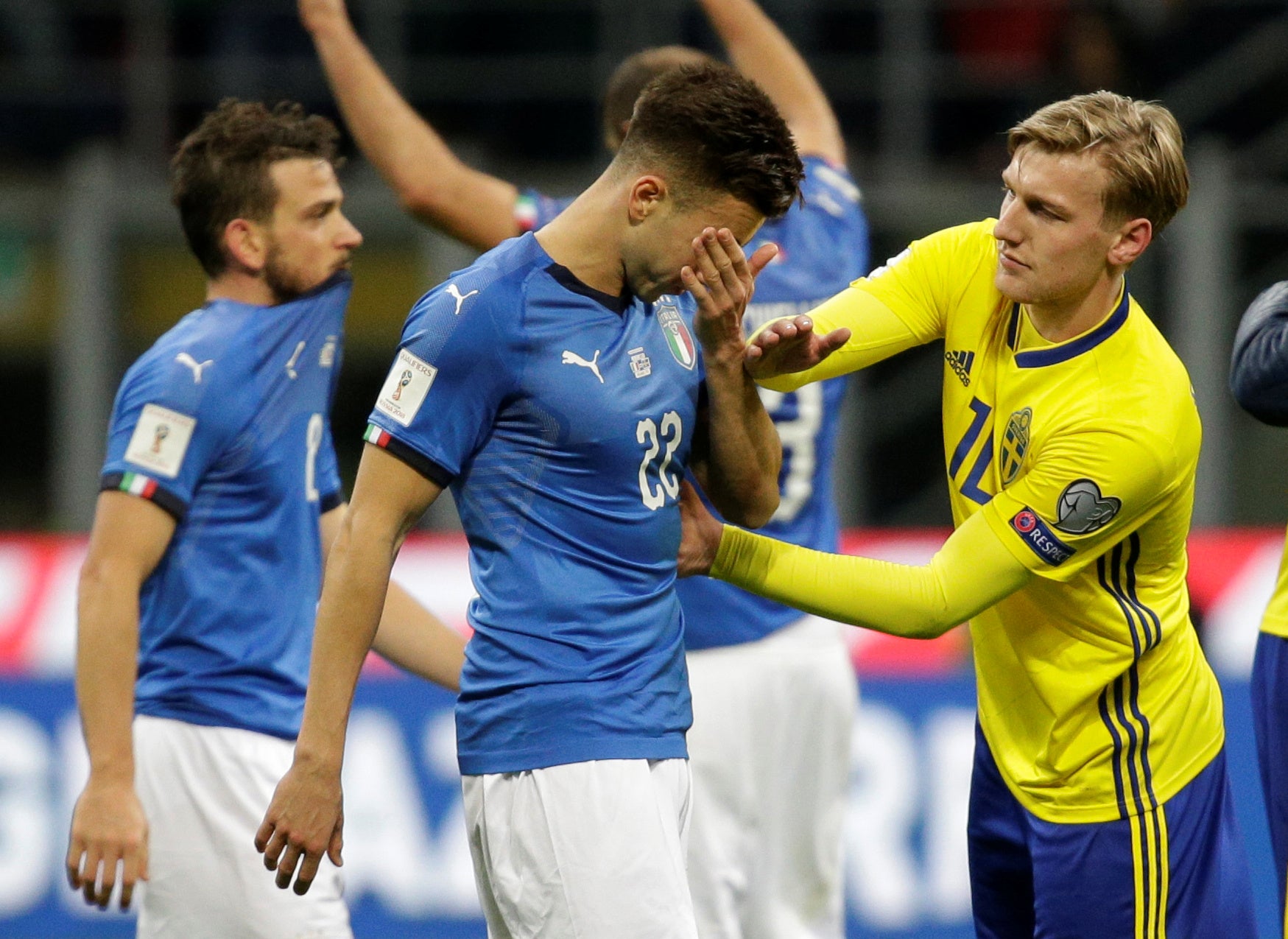 Italia se queda fuera del Mundial de Rusia tras empatar 0-0 contra Suecia Italia se queda fuera del Mundial de Rusia tras empatar 0-0 contra Suecia