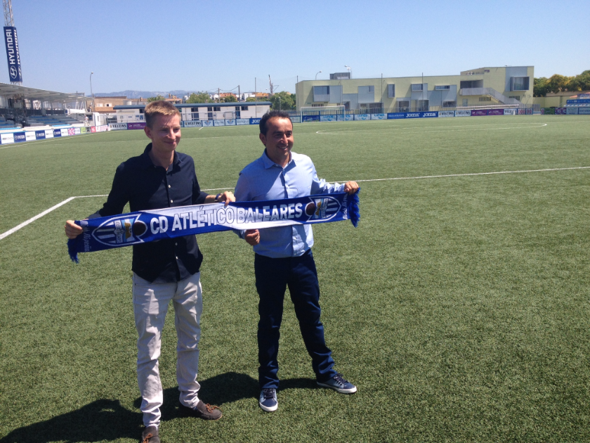 El Baleares mantiene a Armando de la Morena El Baleares mantiene a Armando de la Morena