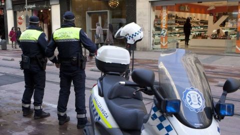 Polic&iacute;a de Vitoria