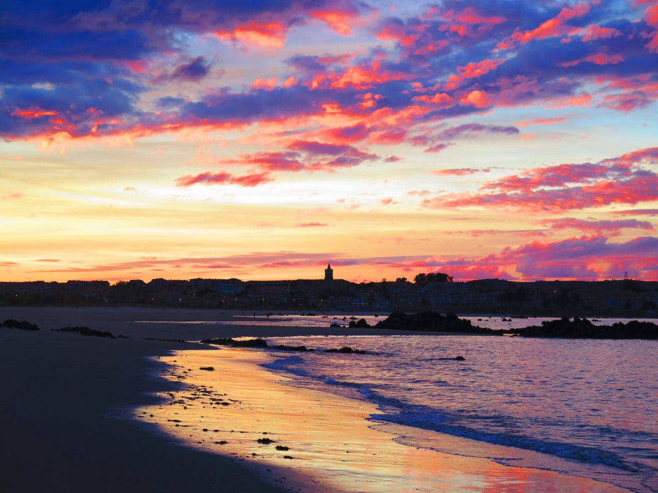 Cantabria estará este viernes en aviso amarillo por viento sur Cantabria estará este viernes en aviso amarillo por viento sur