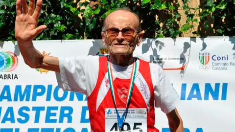 Giuseppe Ottaviani, el atleta de 101 años Giuseppe Ottaviani, el atleta de 101 años