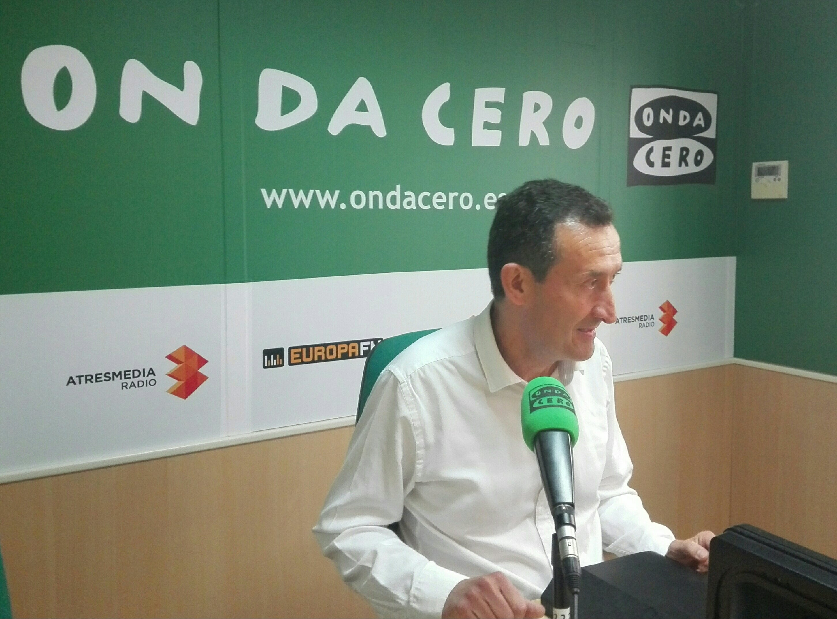 "Arrojar escombros de forma incontrolada es una irresponsabilidad que nos sale muy cara" "Arrojar escombros de forma incontrolada es una irresponsabilidad que nos sale muy cara"