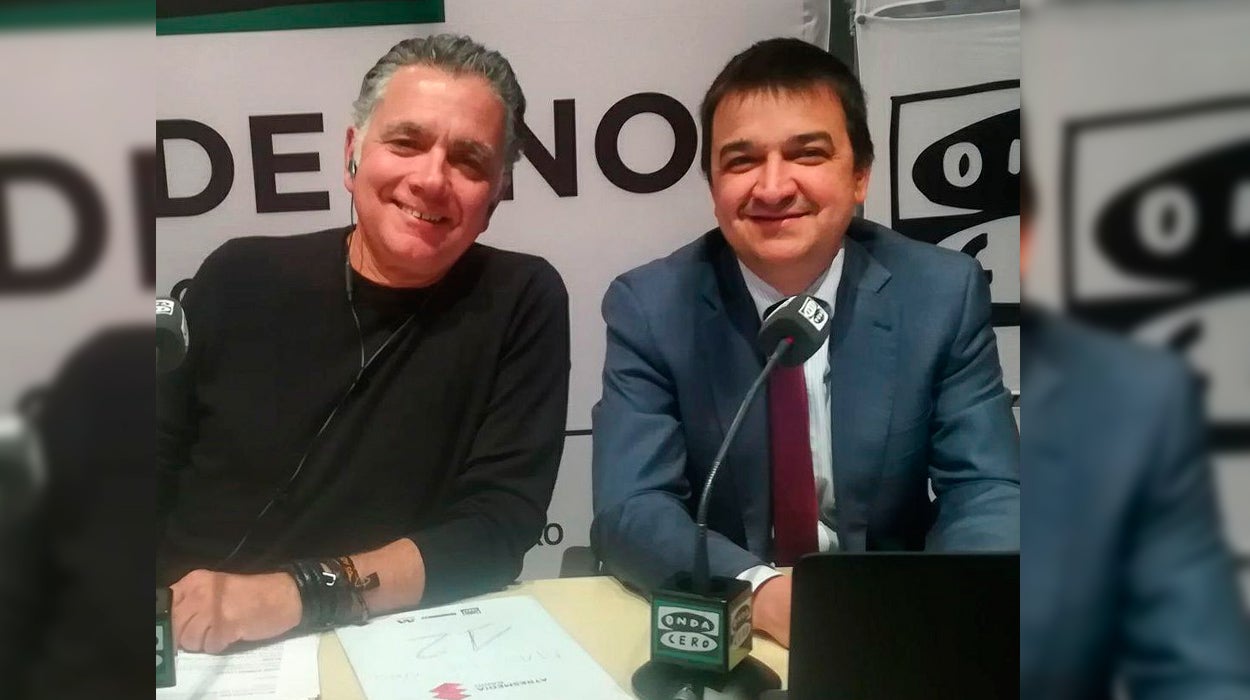 Francisco Martínez Arroyo: "Tenemos que vender nuestro vino mejor, no venderlo como vino de otros países" Francisco Martínez Arroyo: "Tenemos que vender nuestro vino mejor, no venderlo como vino de otros países"