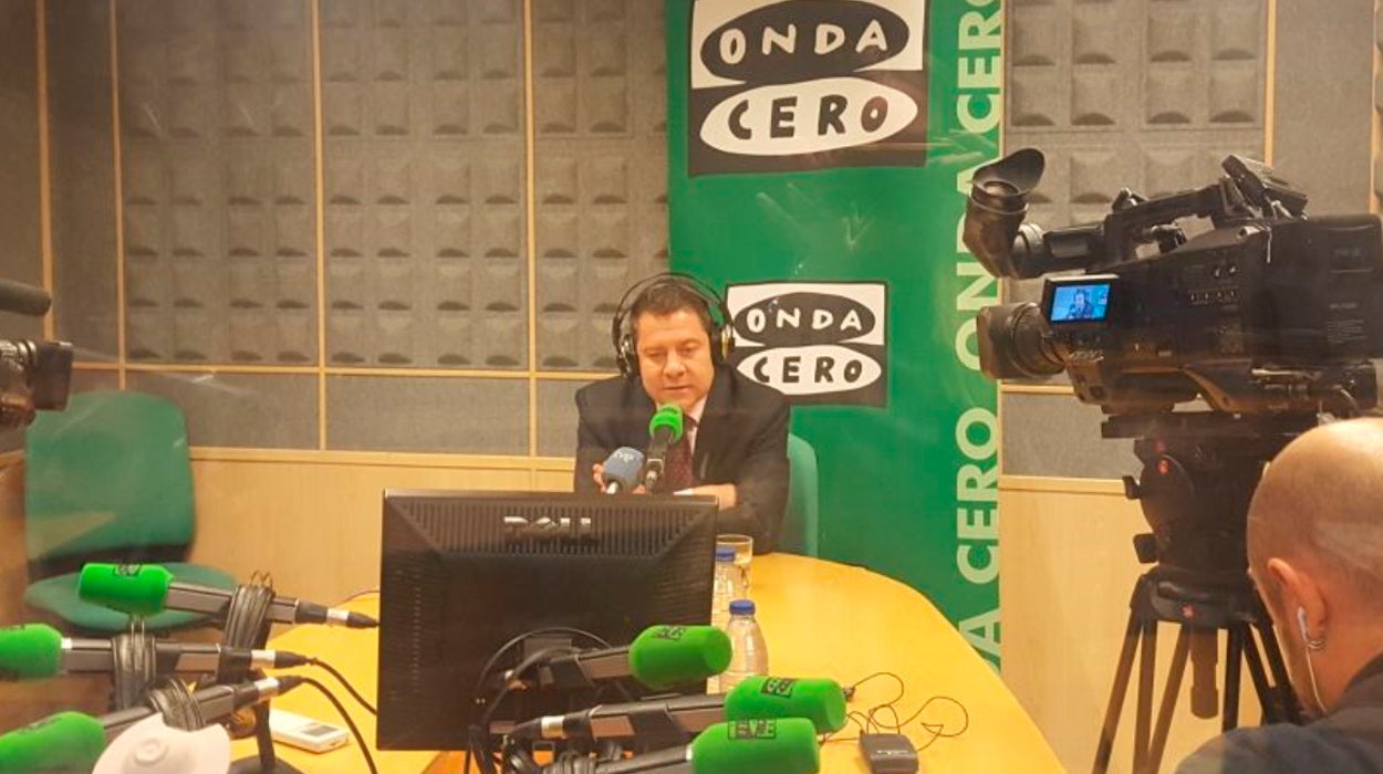 Emiliano García-Page: "En financiación autonómica no nos hemos dicho todavía la verdad; todos nos sentamos a la mesa a intentar sacar más" Emiliano García-Page: "En financiación autonómica no nos hemos dicho todavía la verdad; todos nos sentamos a la mesa a intentar sacar más"