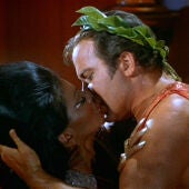 El beso entre el Capitán Kirk y la Teniente Uhura en 'Star Trek'