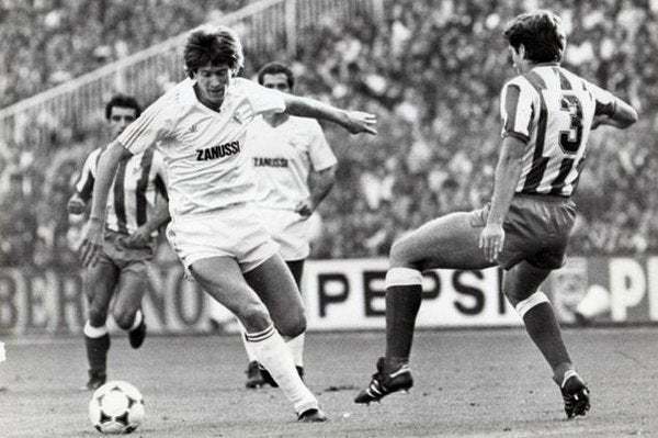 “Paco Bonet era un central prodigioso, un futbolista insuperable”, por Santi Gambín “Paco Bonet era un central prodigioso, un futbolista insuperable”, por Santi Gambín
