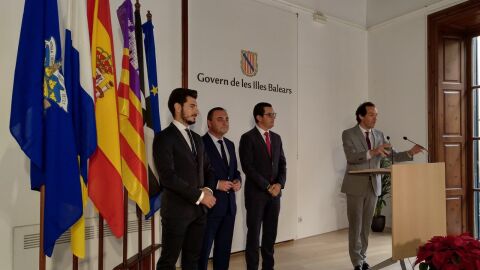 Responsables de cada gobierno.
