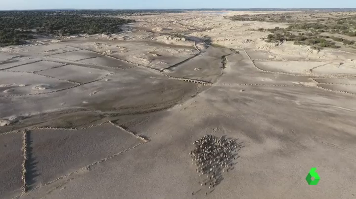 En la lucha contra la sequía El Gobierno declara de urgencia el proyecto de interconexión de los embalses de Los Molinos y Tentudía En la lucha contra la sequía El Gobierno declara de urgencia el proyecto de interconexión de los embalses de Los Molinos y Tentudía