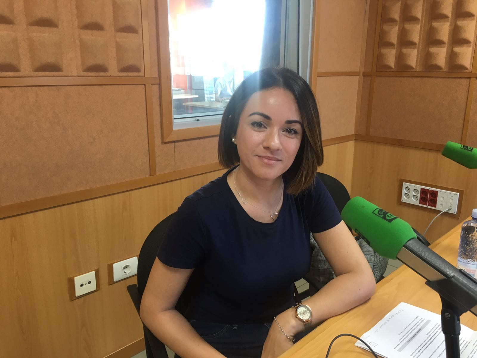 Nira Santana "Los videojuegos no tienen protagonistas femeninas, y cuando las tienen, o están sexualizadas, o directamente son maltratadas" Nira Santana "Los videojuegos no tienen protagonistas femeninas, y cuando las tienen, o están sexualizadas, o directamente son maltratadas"