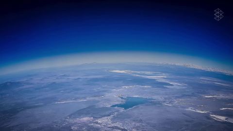 "La Tierra es plana": las 8 teor&iacute;as m&aacute;s locas de Oliver Ib&aacute;&ntilde;ez, el youtuber que contradice a Pedro Duque