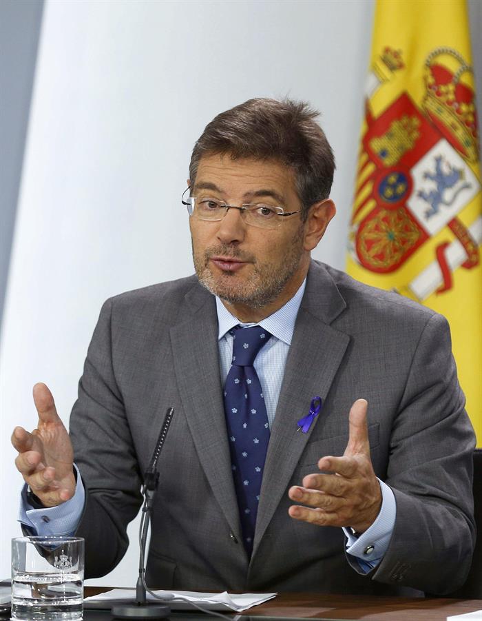 Rafael Catalá: "Si cambian las circunstancias, puede cambiar la situación de los exconsellers" Rafael Catalá: "Si cambian las circunstancias, puede cambiar la situación de los exconsellers"